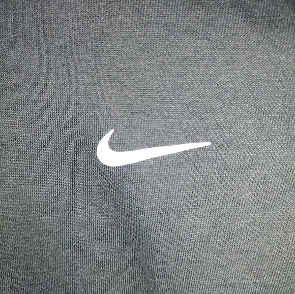 Nike DRI-Fit Running Top - Picture 4 of 5